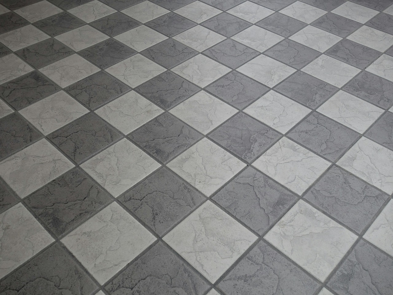 6 Reasons To Install A Porcelain Tile Commercial Floor